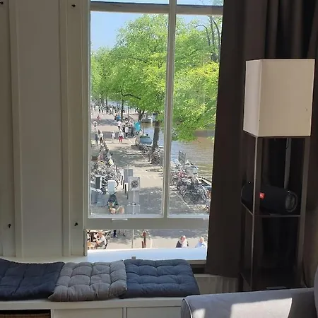 Apartment - Bright, Canal-side, Central, Renovated 1br